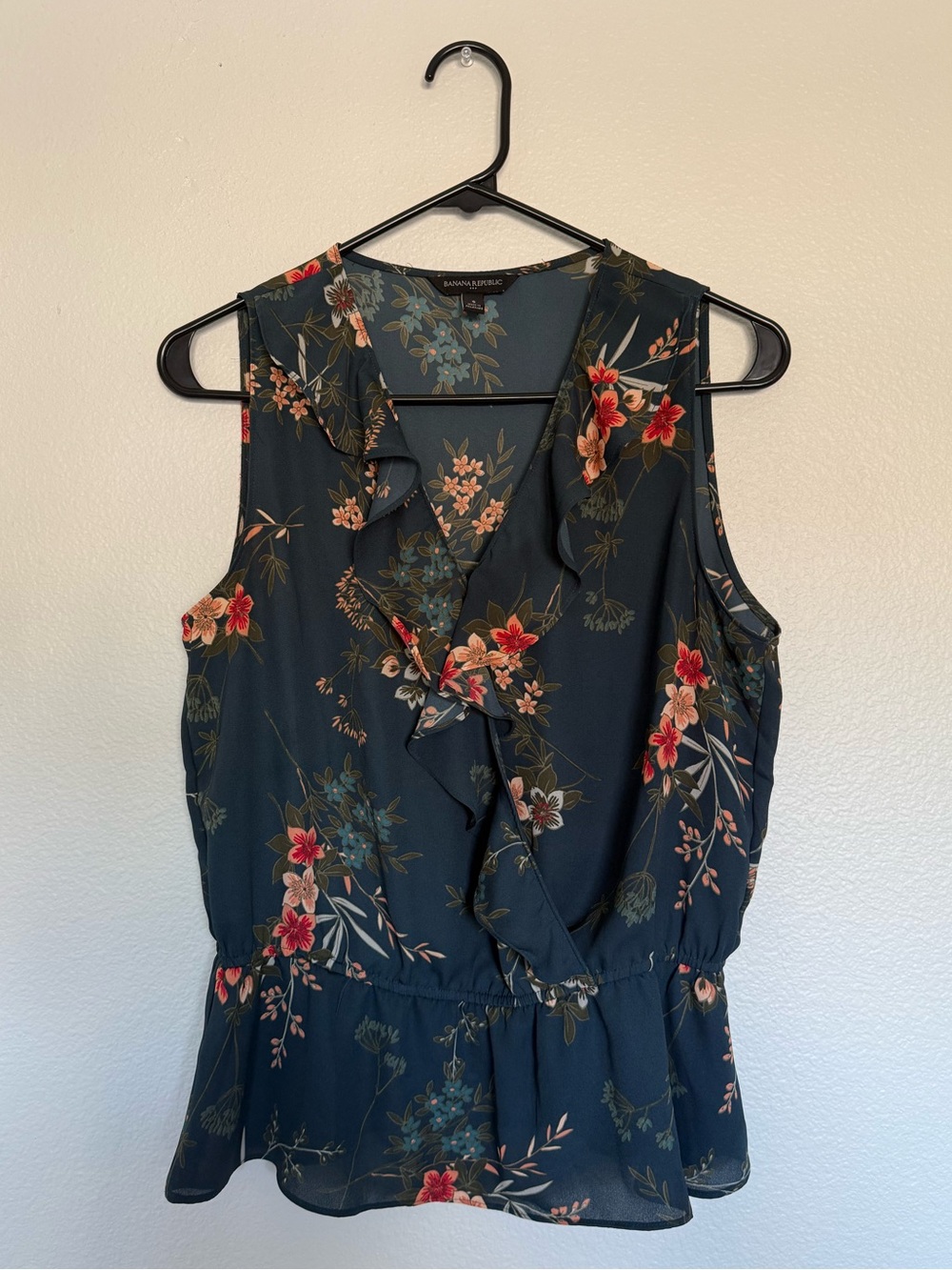 Banana Republic Sleeveless Floral Blouse Sz S